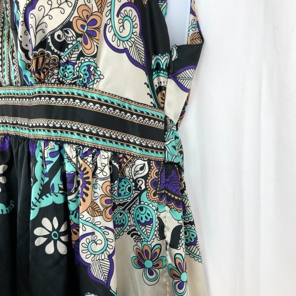 Ice Knit V-neck sleeveless dress 8 - Picture 2 of 7